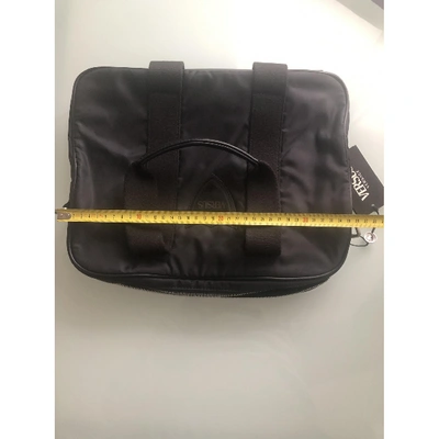 Pre-owned Versus Satchel In Black