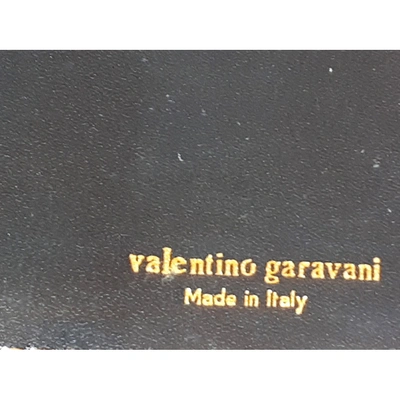 Pre-owned Valentino Garavani Leather Small Bag In Black