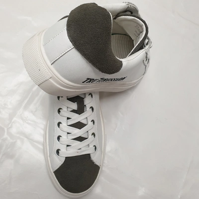 Pre-owned Trussardi Leather Low Trainers In White