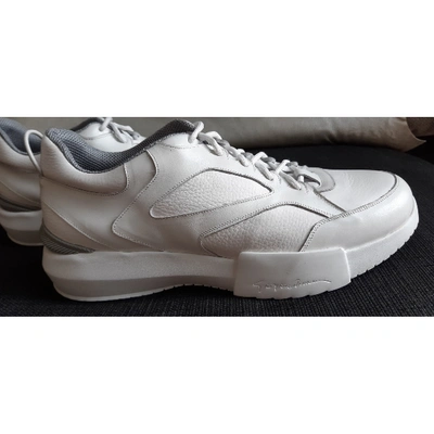 Pre-owned Giorgio Armani Leather Trainers In White
