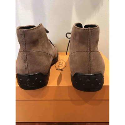 Pre-owned Tod's Beige Suede Boots