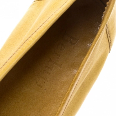 Pre-owned Berluti Yellow Leather Flats