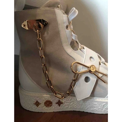 Pre-owned Louis Vuitton Lv Creeper White Leather Boots