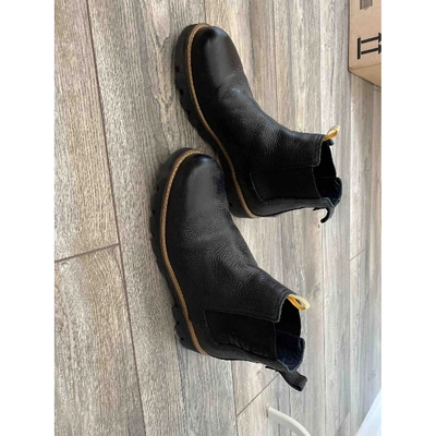 Pre-owned Tommy Hilfiger Leather Boots In Black