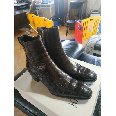 Pre-owned Saint Laurent Brown Crocodile Boots
