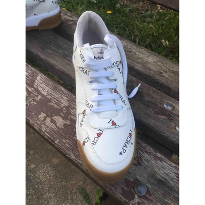 Pre-owned Vivienne Westwood Leather Low Trainers In Ecru