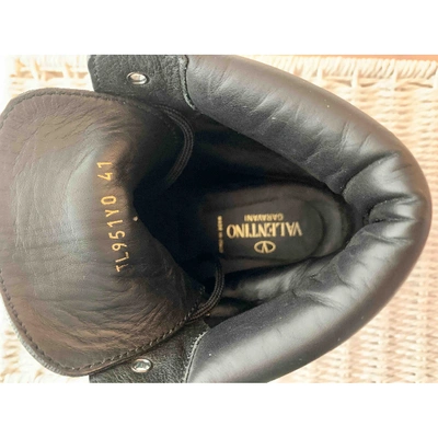 Pre-owned Valentino Garavani Leather Boots In Black