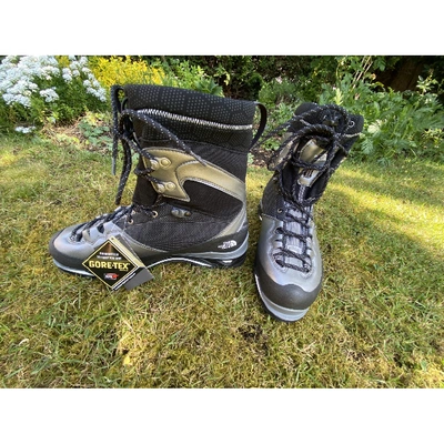 Pre-owned The North Face Leather Boots In Silver