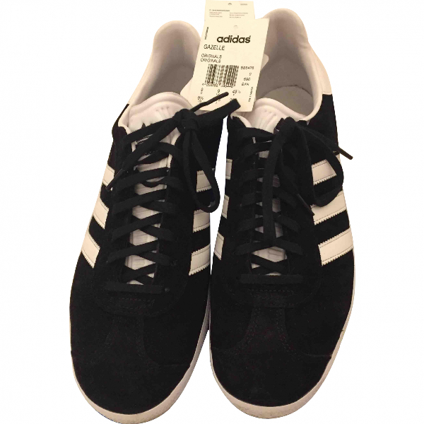 adidas originals gazelle black suede