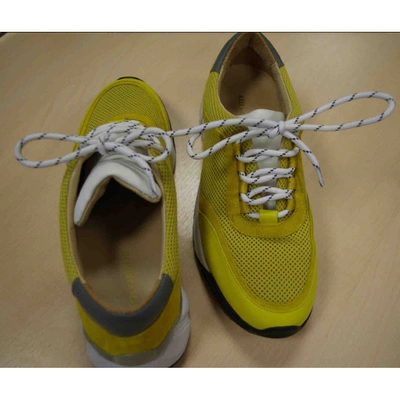 Pre-owned Axel Arigato Yellow Leather Trainers