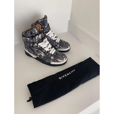 Pre-owned Givenchy Tyson Leather High Trainers In Grey