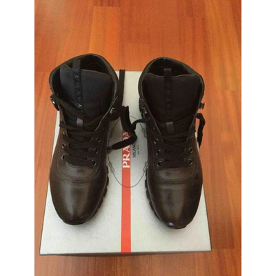 Pre-owned Prada Leather Lace Ups In Brown