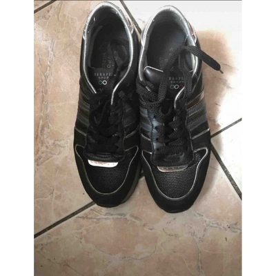 Pre-owned Serafini Leather Low Trainers In Black