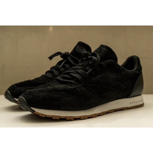 reebok black suede trainers