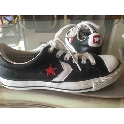 Pre-owned Converse Leather Low Trainers In Black