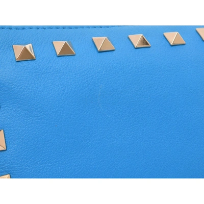 Pre-owned Valentino Garavani Rockstud Blue Leather Clutch Bag