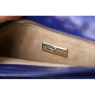 Pre-owned Bottega Veneta Leather Clutch Bag In Navy