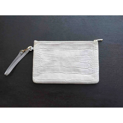 Pre-owned Hugo Boss Leather Clutch Bag In Grey