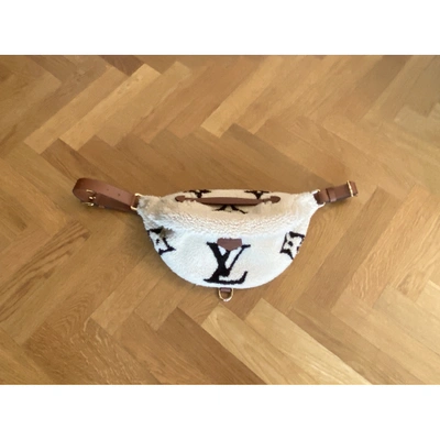 Bum bag / sac ceinture wool handbag Louis Vuitton Beige in Wool - 21283243