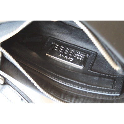 Pre-owned Dkny Handbag In Black