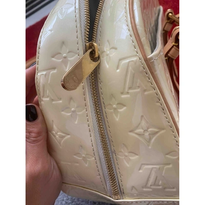 Pre-owned Louis Vuitton Beige Patent Leather Handbag