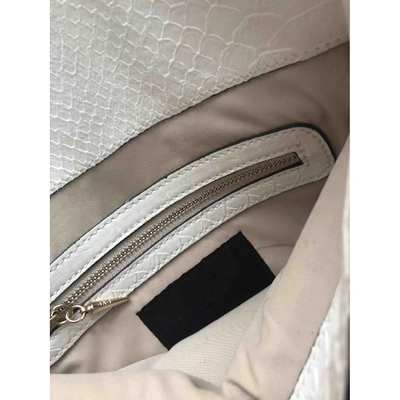 Pre-owned Pinko White Clutch Bag