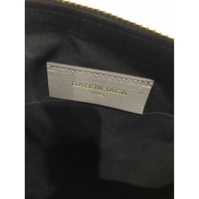 Pre-owned Balenciaga City Leather Clutch Bag In Gray
