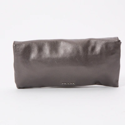 Pre-owned Prada Brown Cloth Clutch Bag