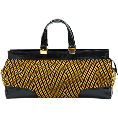 Pre-owned Versace Yellow Cloth Handbag