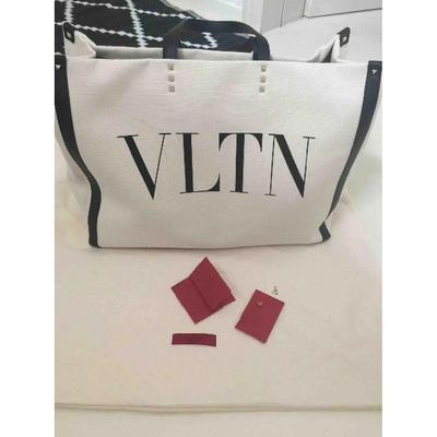Pre-owned Valentino Garavani Tote Vltn Cloth Tote In Ecru