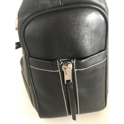 Pre-owned Tod's Leather Handbag In Black