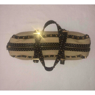 Pre-owned Fendi Khaki Cloth Handbag