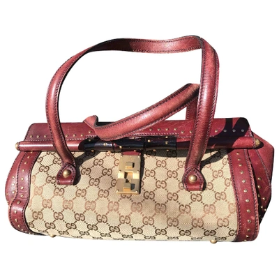 Pre-owned Gucci Bamboo Cloth Handbag In Burgundy