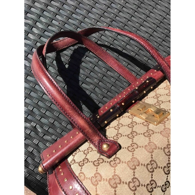 Pre-owned Gucci Bamboo Cloth Handbag In Burgundy