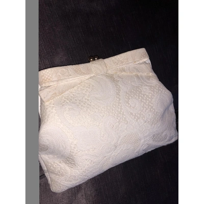Pre-owned Dolce & Gabbana Clutch Bag In White