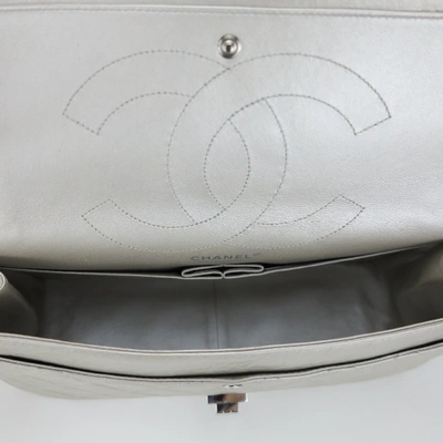 Pre-owned 2.55 Leather Crossbody Bag In Silver