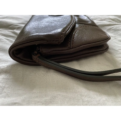 Pre-owned Gerard Darel Leather Clutch Bag In Brown