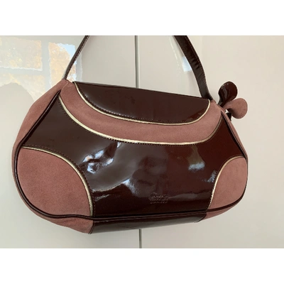Pre-owned Moschino Cheap And Chic Patent Leather Handbag In Burgundy