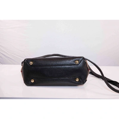 Pre-owned Burberry The Banner  Leather Crossbody Bag In Black