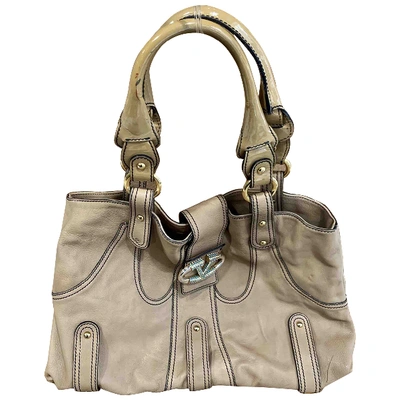 Pre-owned Valentino Garavani Leather Handbag In Beige