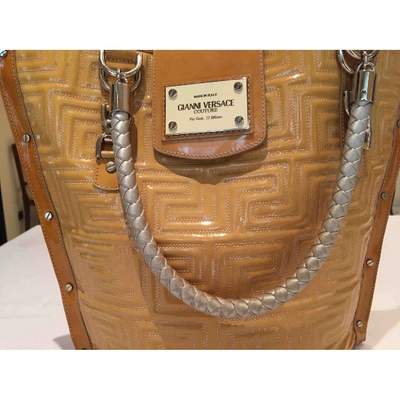 Pre-owned Versace Yellow Leather Handbag