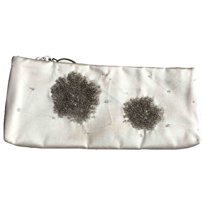 Pre-owned Tod's Silk Clutch Bag In White