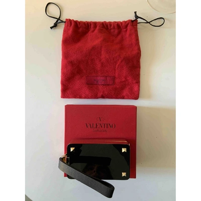 Pre-owned Valentino Garavani Clutch Bag In Black