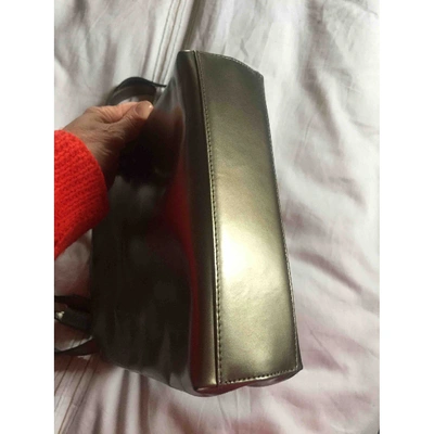 Pre-owned Ferragamo Leather Handbag In Metallic
