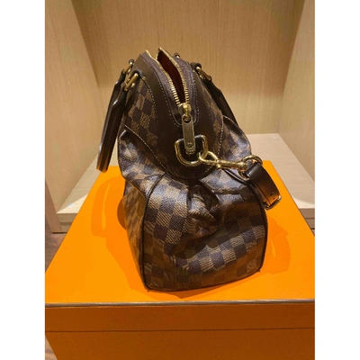 Pre-owned Louis Vuitton Brown Cloth Handbags