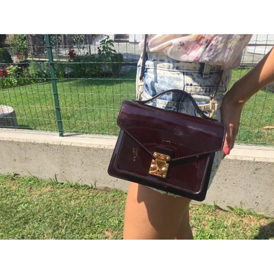 Pre-owned Louis Vuitton Monceau Burgundy Patent Leather Handbag