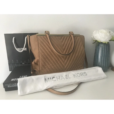 Pre-owned Michael Kors Leather Tote In Camel