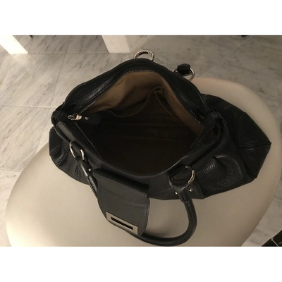 Pre-owned Ferragamo Sofia Leather Handbag In Black
