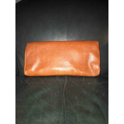 Pre-owned Il Bisonte Leather Clutch Bag In Camel