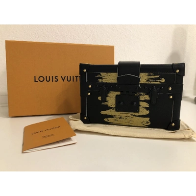 Petite malle leather handbag Louis Vuitton Black in Leather - 35210354